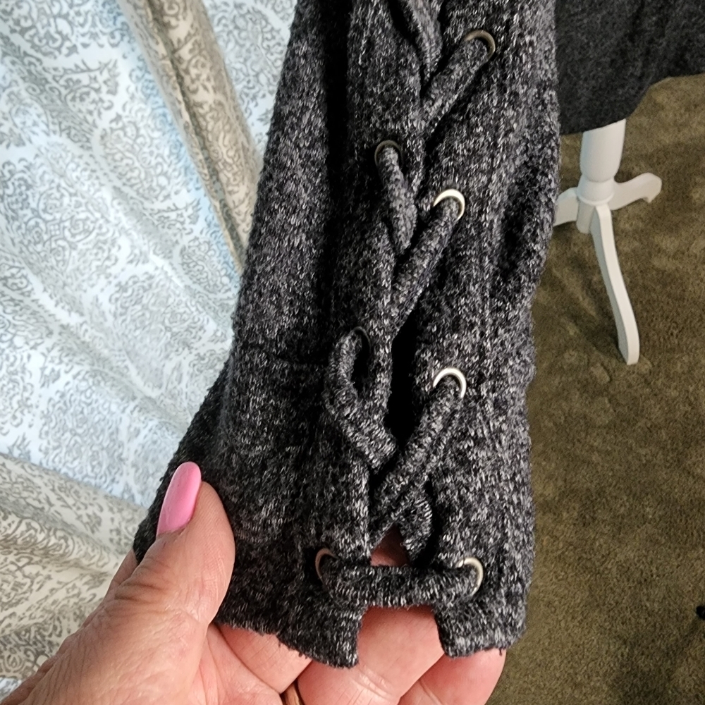 American Eagle Women's Soft and Sexy Cardigan - Picture 7 of 10